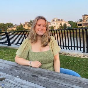 Meet your Posher, Brielle